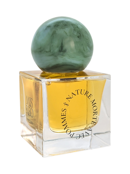 NATURE MORTE AVEC POMMES