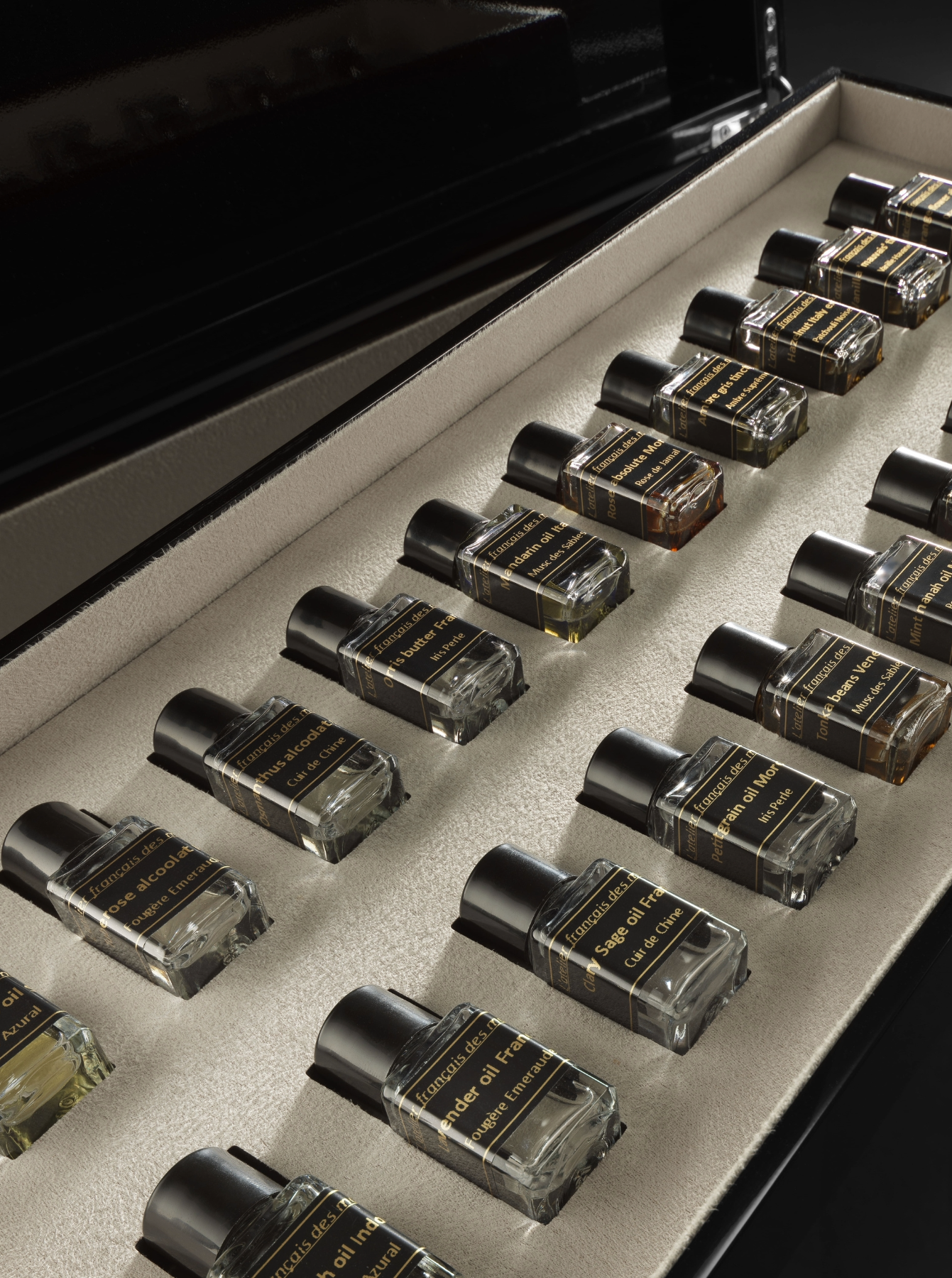 LUXURY COLLECTOR'S EDITION GRAND CRUS INGREDIENTS BOX