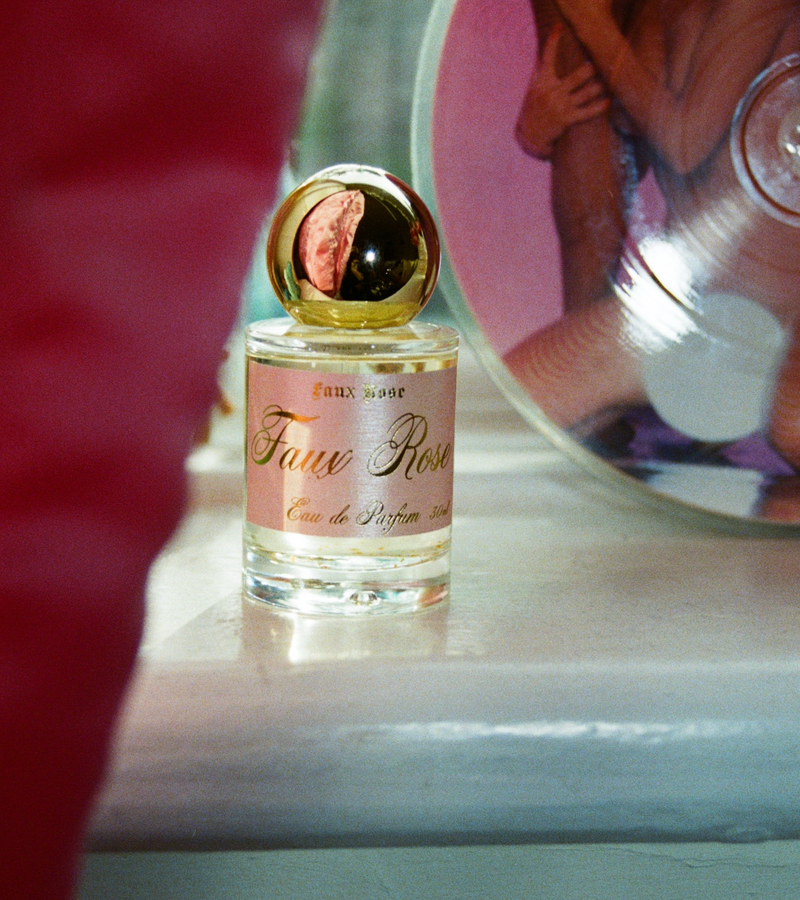FAUX ROSE